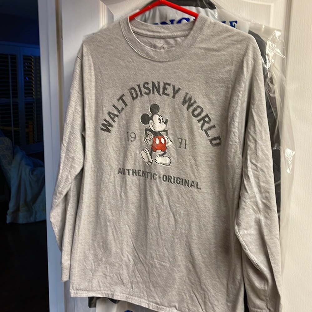 Walt Disney World long sleeved T